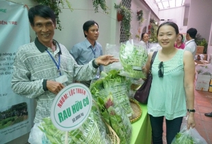 Phiên chợ Xanh - Tử tế độc đáo giữa Sài Gòn